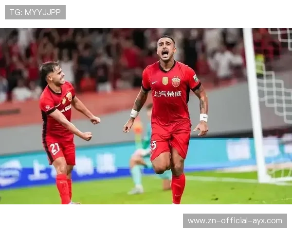 上海海港莱昂纳多前场高速渗透:速度与技术的组合拳